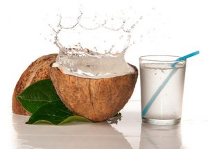 ¿Cuáles son los beneficios para la salud del agua de coco
