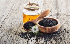 Aceite de comino negro, un complemento alimenticio natural