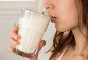 Por qué la leche de vaca es mala para la salud